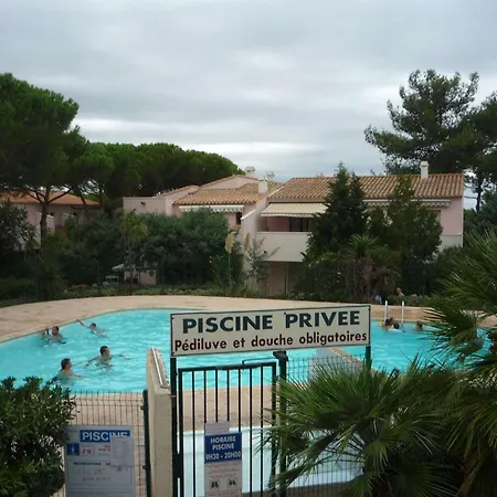 T2 Climatise Avec Piscine Et Parking, Cap D'agde, Pres De La - Fr-1-607-226 * Agde