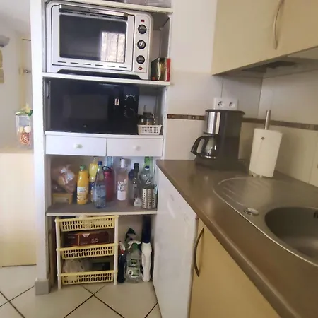 T2 Climatise Avec Piscine Et Parking, Cap D'agde, Pres De La - Fr-1-607-226 Apartament