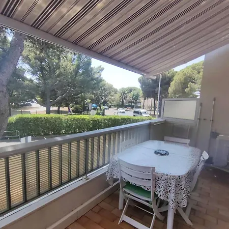 T2 Climatise Avec Piscine Et Parking, Cap D'agde, Pres De La - Fr-1-607-226 Agde