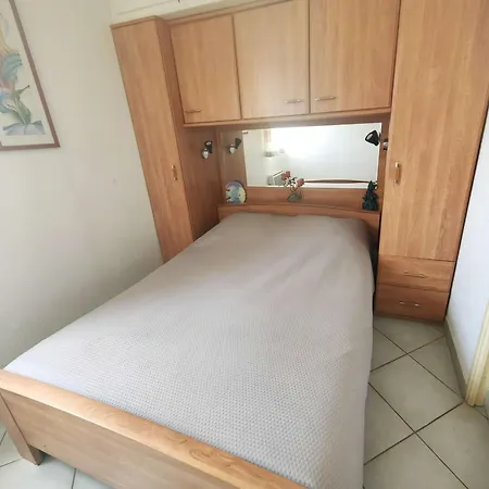 T2 Climatise Avec Piscine Et Parking, Cap D'agde, Pres De La - Fr-1-607-226